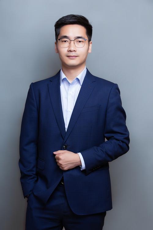 雷淑明 视觉与舞美负责人